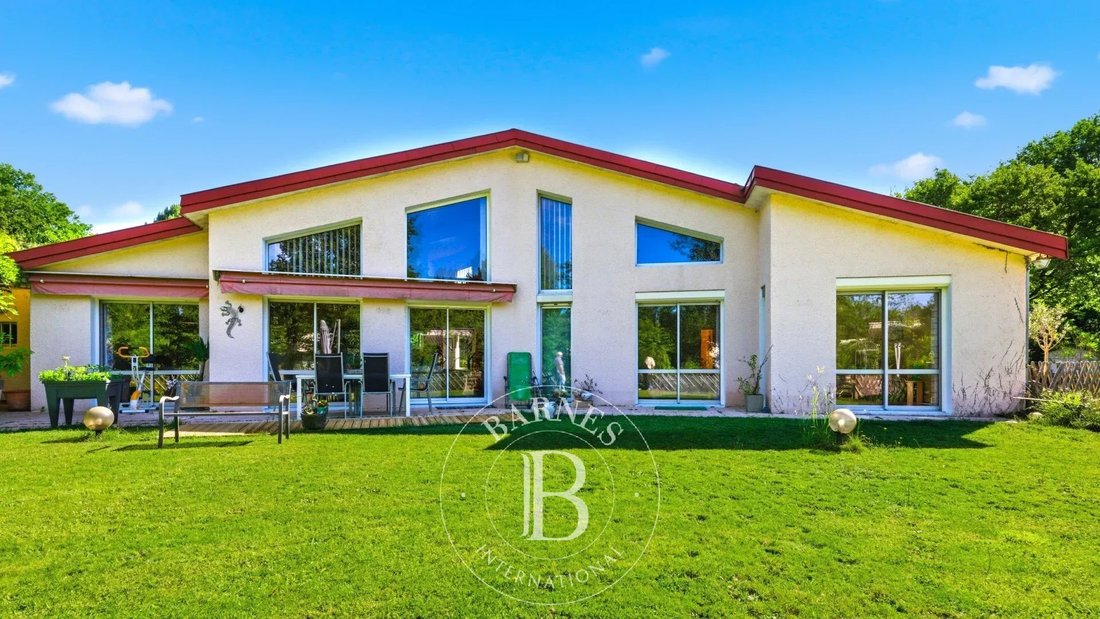 Estate in Coursac, Nouvelle-Aquitaine, France 4 - 18055724