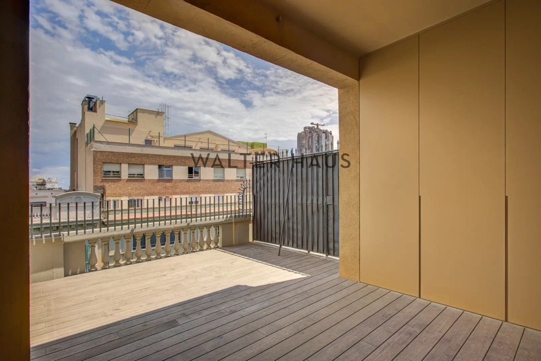 Penthouse in Eixample, Barcelona, Spain 5 - 18055736