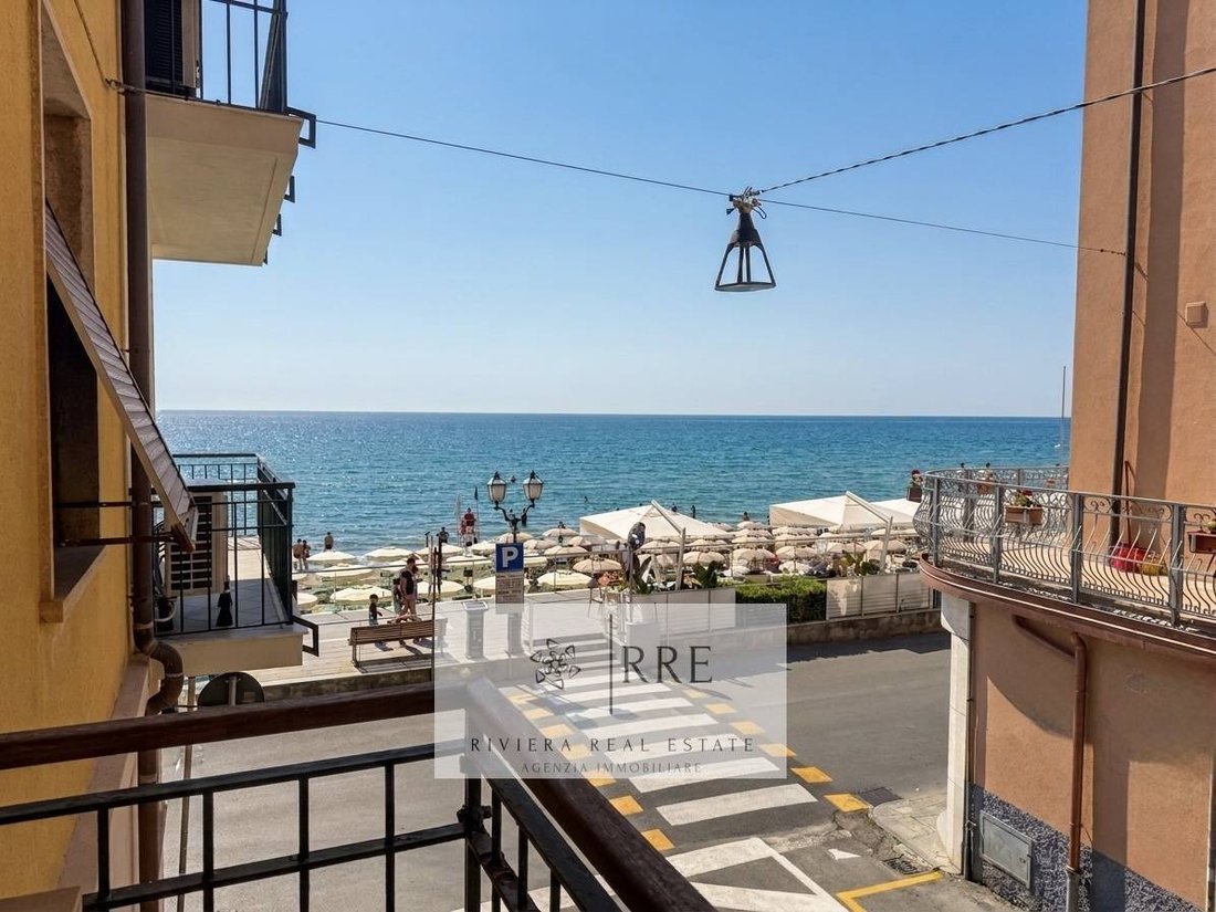 Apartment in Ponente Area, Alassio, Italy 3 - 18059763