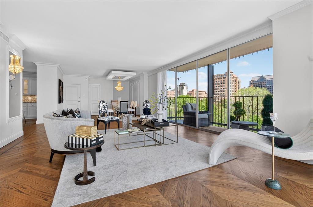 Condo in Dallas, Texas, United States 5 - 18057402