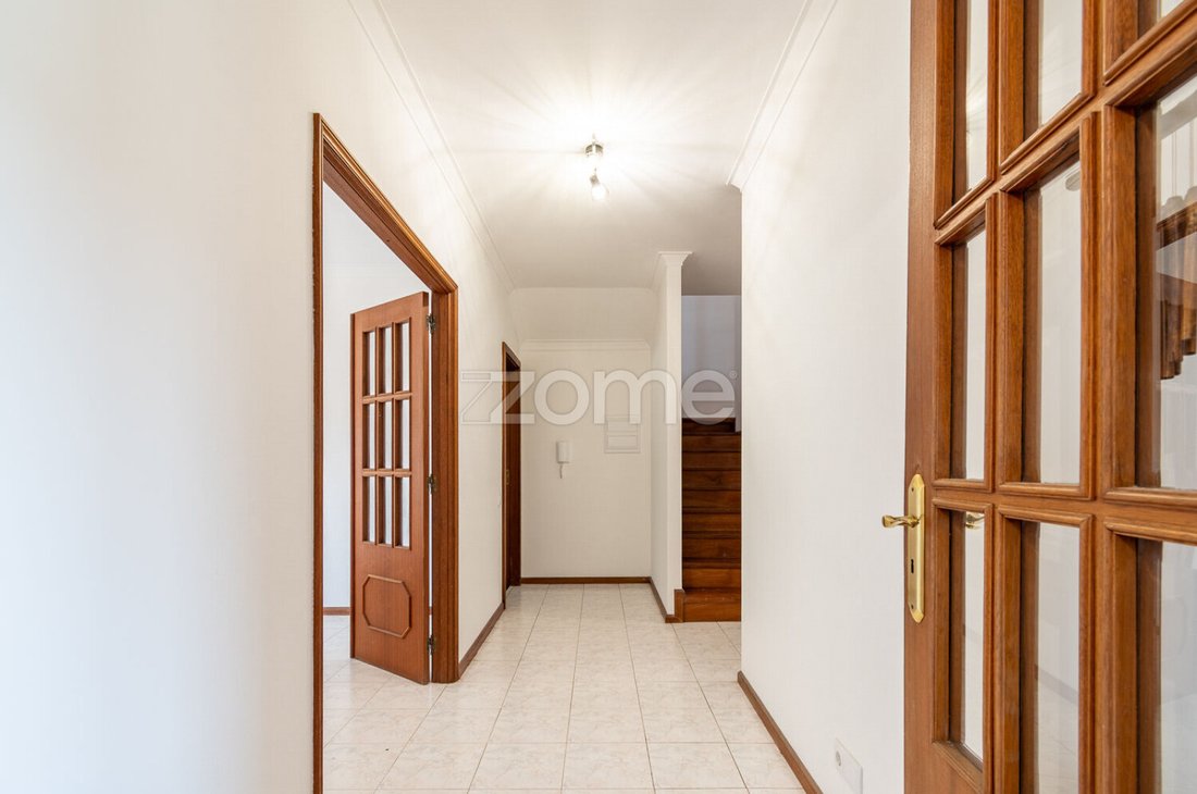 House in Oliveira do Douro, Porto District, Portugal 3 - 18059304