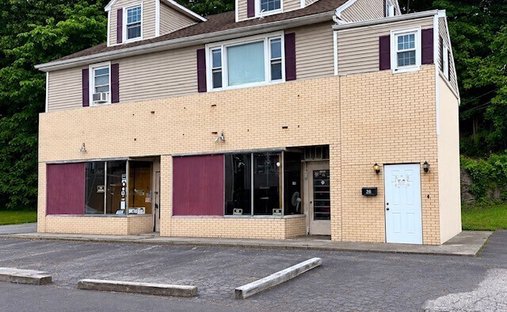 Ansonia, Connecticut, United States 1