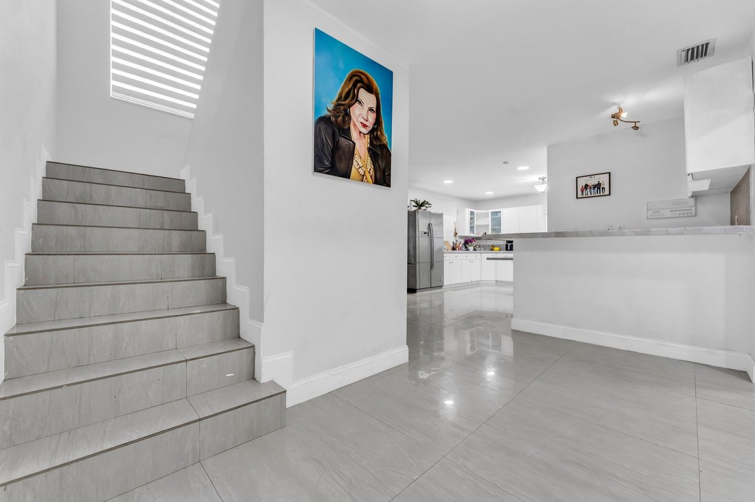 House in Miami, Florida, United States 4 - 18056250