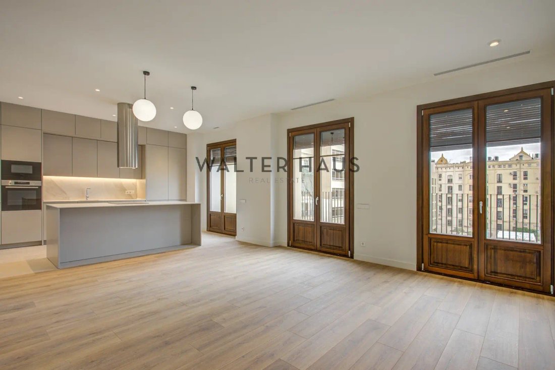 Penthouse in Eixample, Barcelona, Spain 4 - 18055751