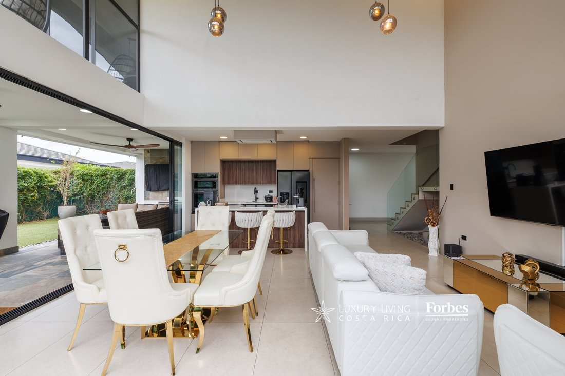 Maison à Pozos, San José, Costa Rica 2 - 18056337