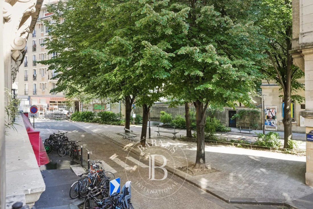 Apartment in Perouses, Paris, Ile-de-France 4 - 18055528