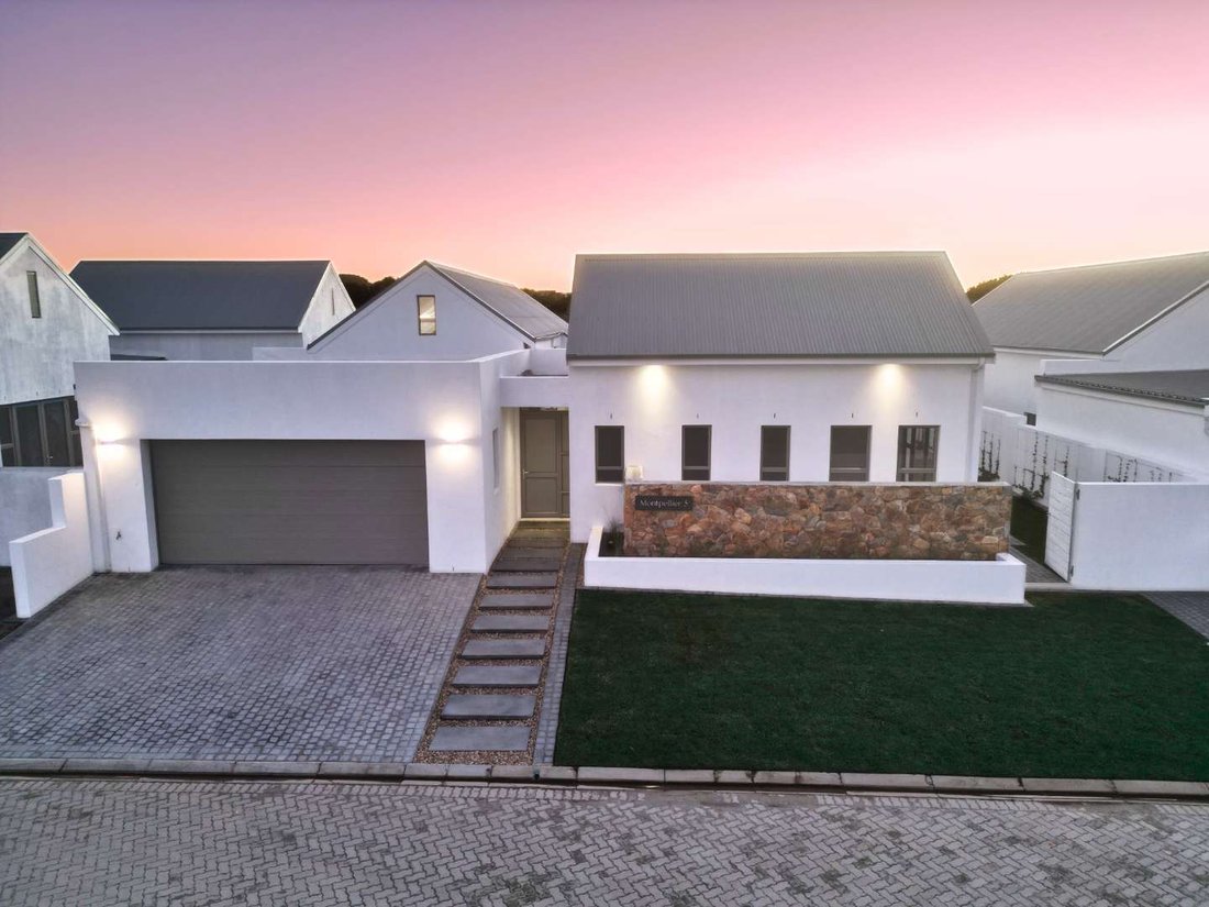 House in Vermont, Western Cape, South Africa 2 - 18054792