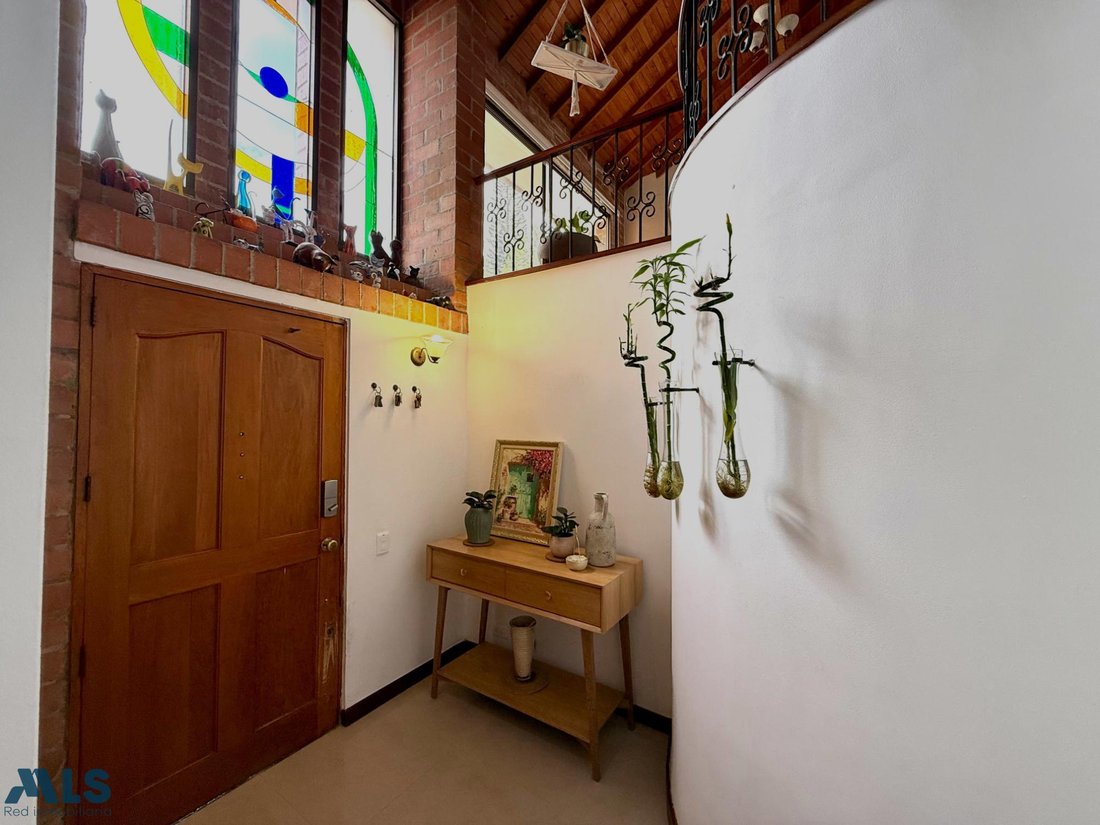 House in Medellín, Antioquia, Colombia 2 - 18055190