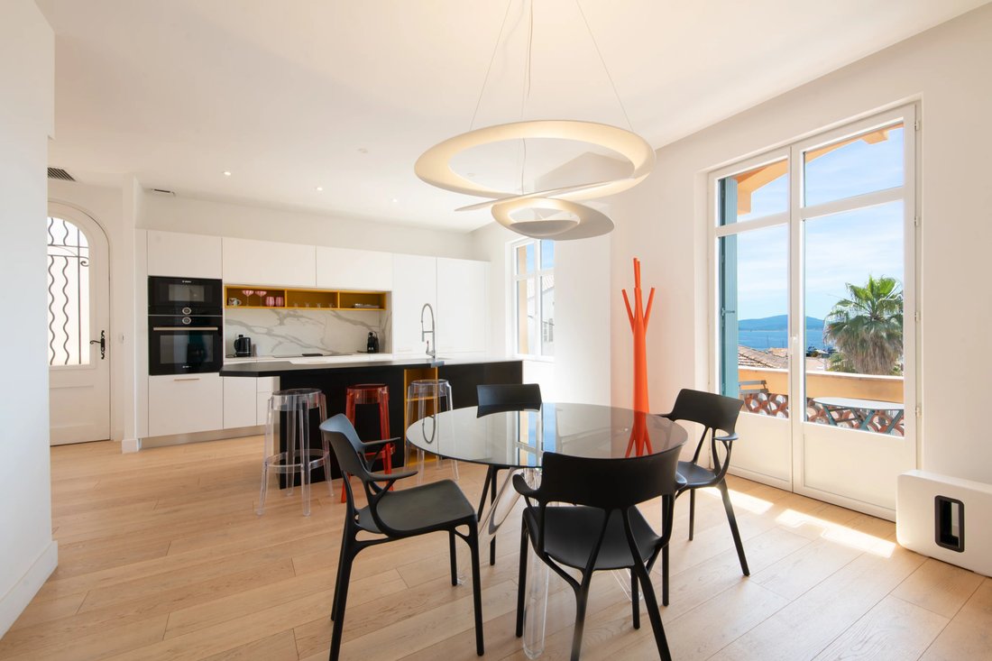 Apartment in Nartelle-Noyer-Bellevue-bd des Sardinaux, Sainte-Maxime, France 1 - 17862507
