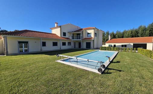 Haus in Santo Onofre e Serra do Bouro, Leiria, Portugal 1