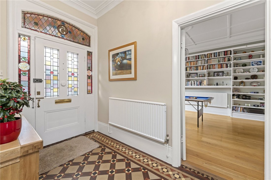 House in Twickenham, Richmond Upon Thames, England 2 - 18055213