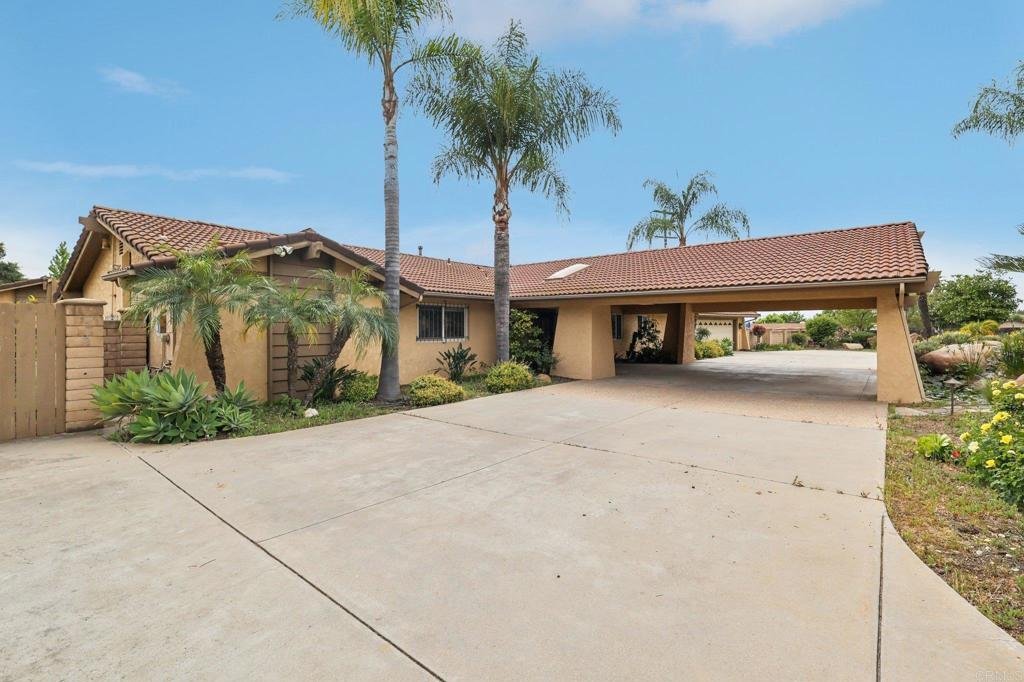 House in El Cajon, California, United States 4 - 18055586
