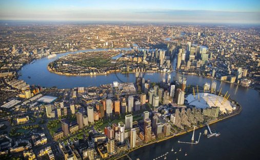 Apartment in Greenwich Peninsula, Greenwich, England 1
