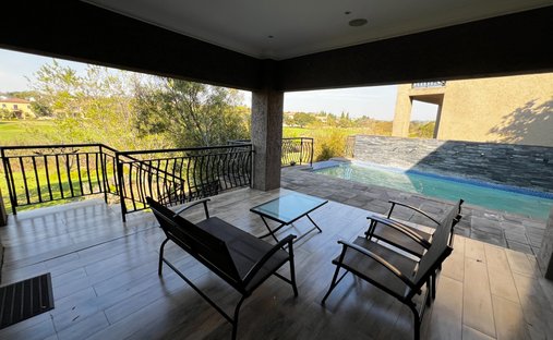House in Blue Valley Golf Estate, Gauteng, South Africa 1