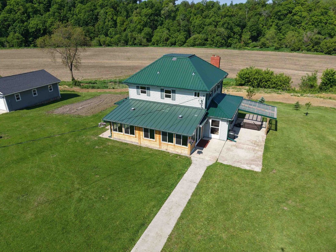 House in Cassville, Wisconsin, United States 5 - 18058055