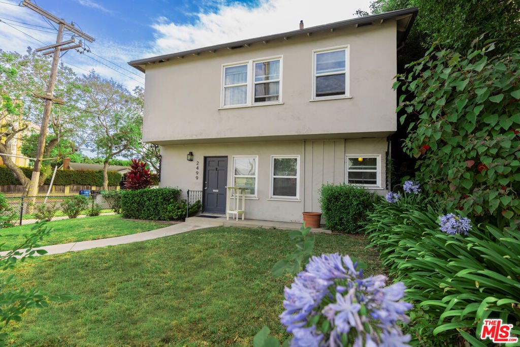 Los Angeles, California, United States 2 - 18058424