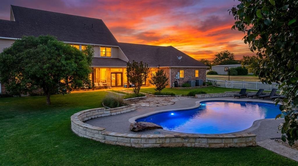 House in Cross Roads, Texas, United States 3 - 18030621