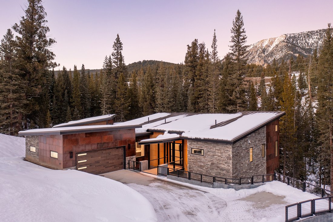 House in Gallatin Gateway, Montana, United States 3 - 18056371