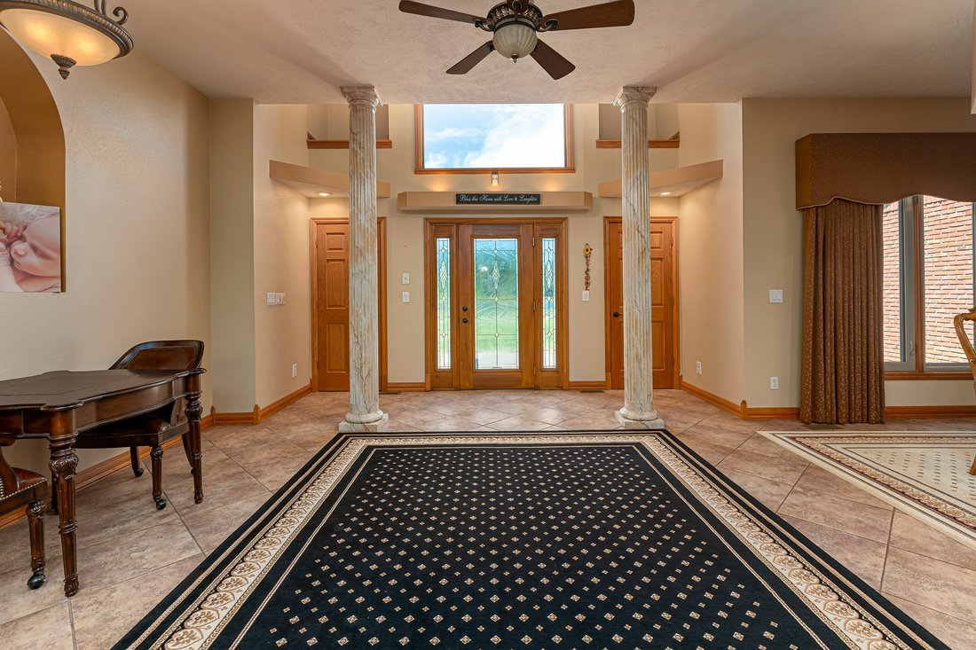 House in Benton, Illinois, United States 5 - 18057352