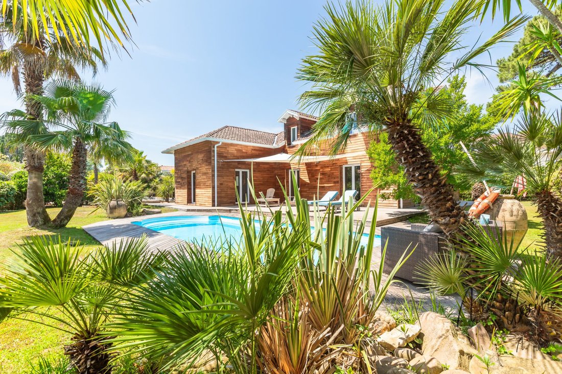 House in Anglet, Nouvelle-Aquitaine, France 1 - 16759473