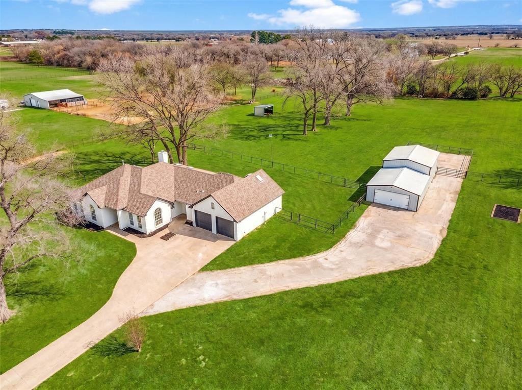 House in Pilot Point, Texas, United States 2 - 18057427