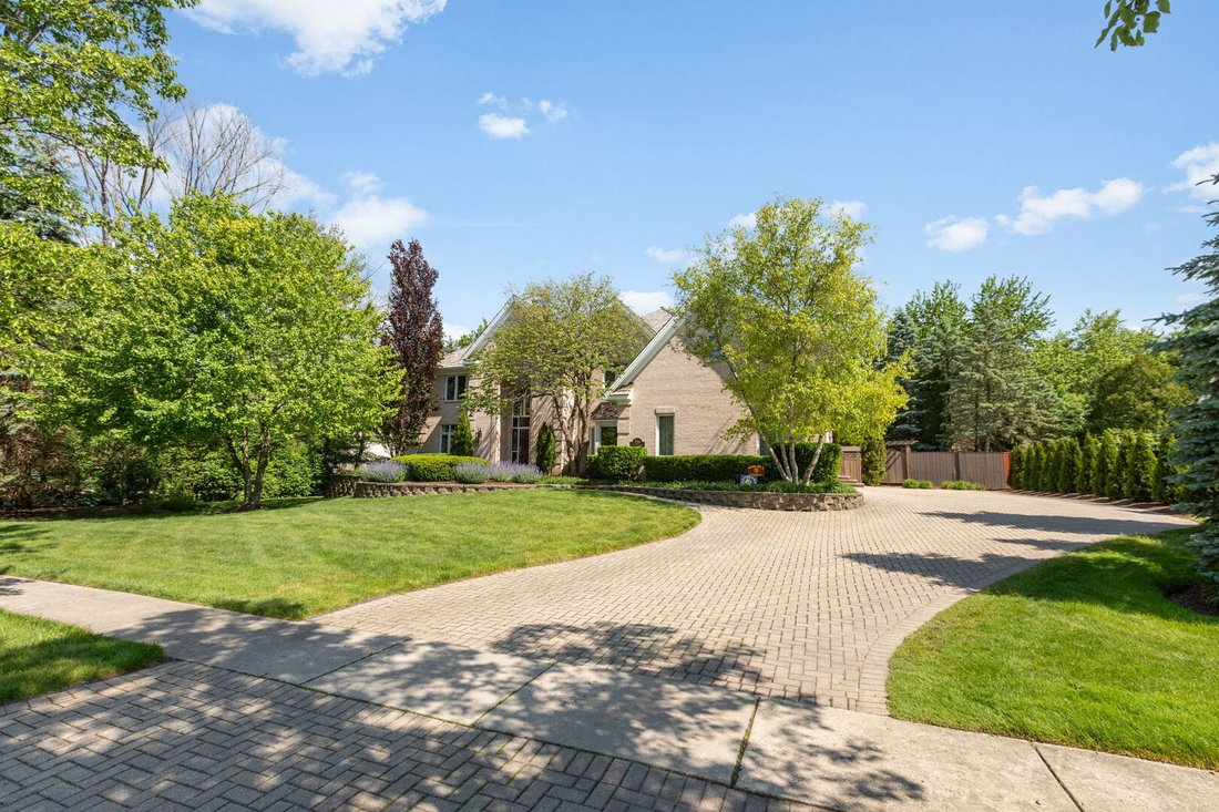 House in Libertyville, Illinois, United States 2 - 18055585