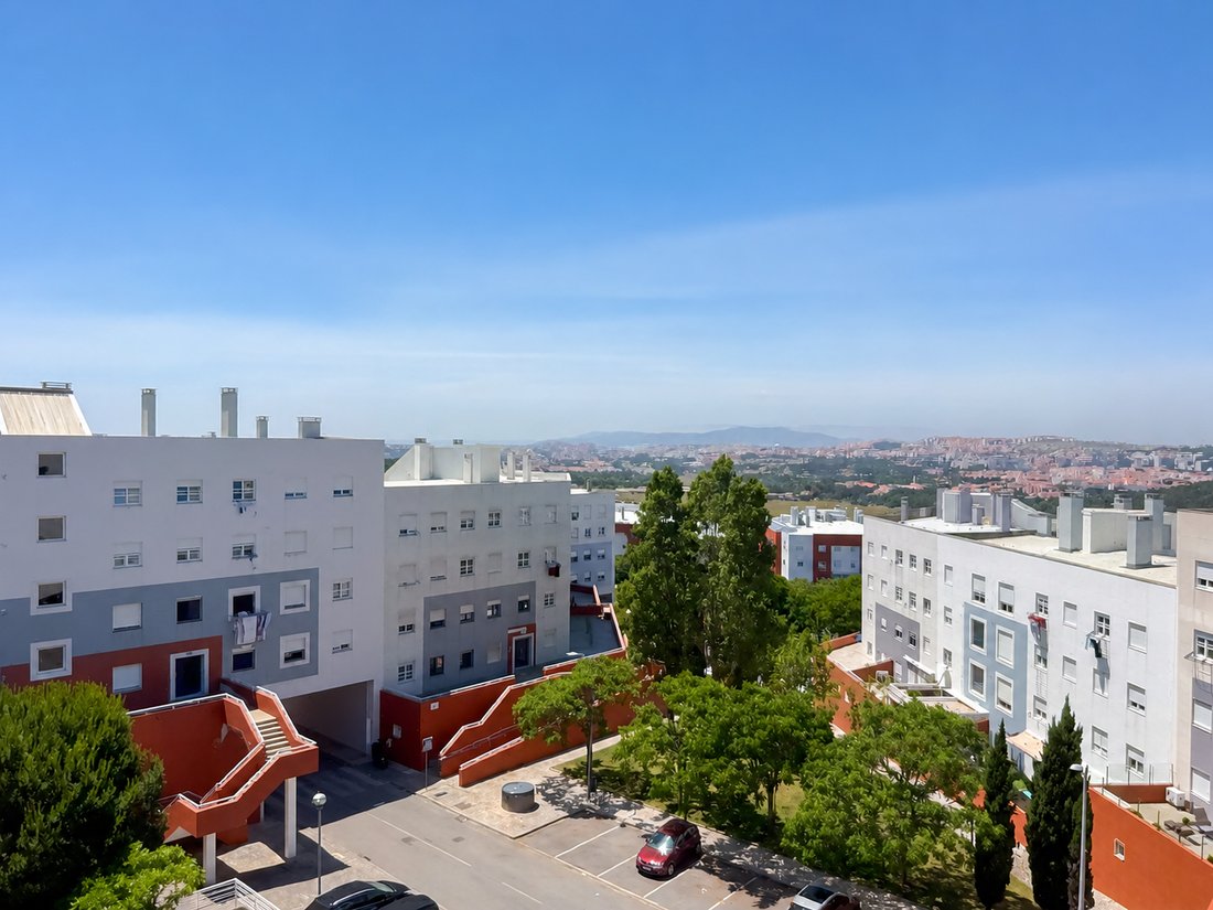 Apartment in Venteira, Lisbon, Portugal 2 - 18056137