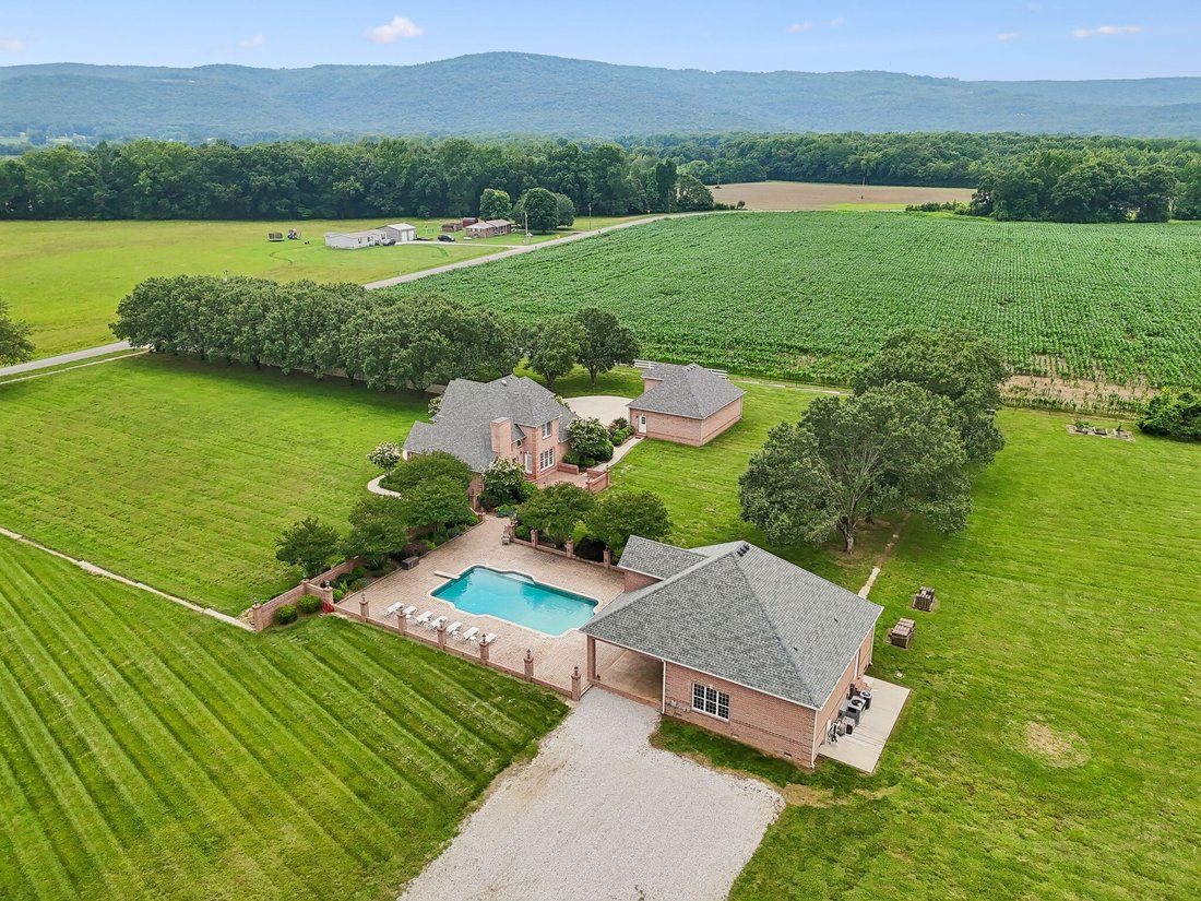 House in Estill Springs, Tennessee, United States 2 - 18057792