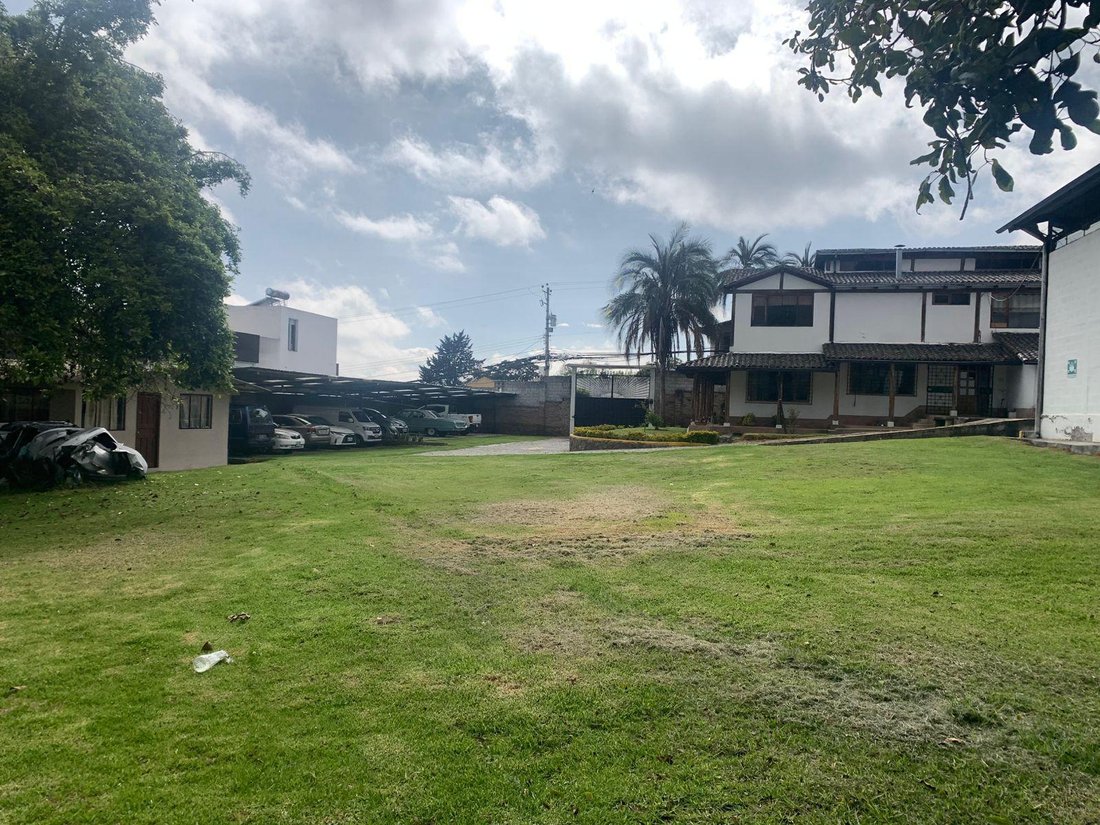Land in Quito, Pichincha, Ecuador 3 - 18054654
