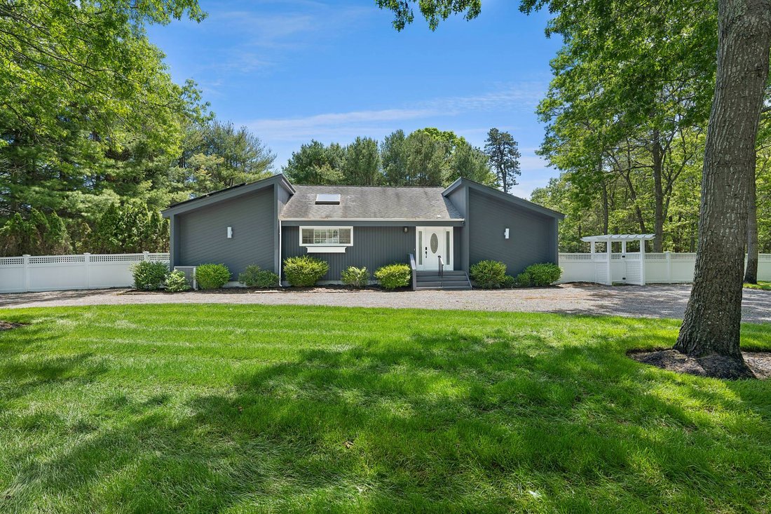 House in Hampton Bays, New York, United States 1 - 18057080