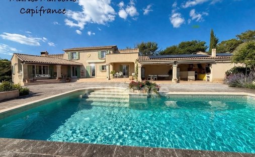 Casa en Lauris, Provenza-Alpes-Costa Azul, Francia 1