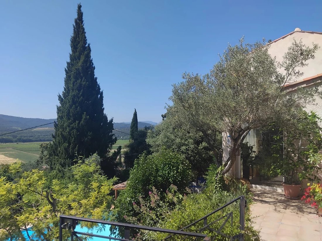 Villa in Montfort-sur-Argens, Provence-Alpes-Côte d'Azur, France 4 - 18055484