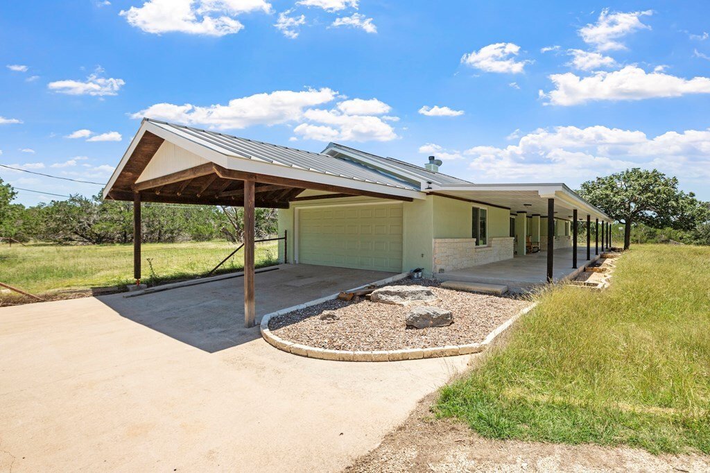 House in Kerrville, Texas, United States 4 - 18057365