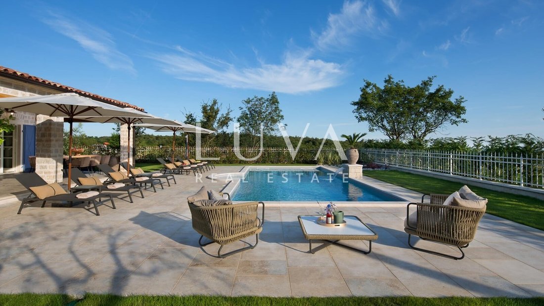 Villa in Ladici, Istria County, Croatia 2 - 17279492