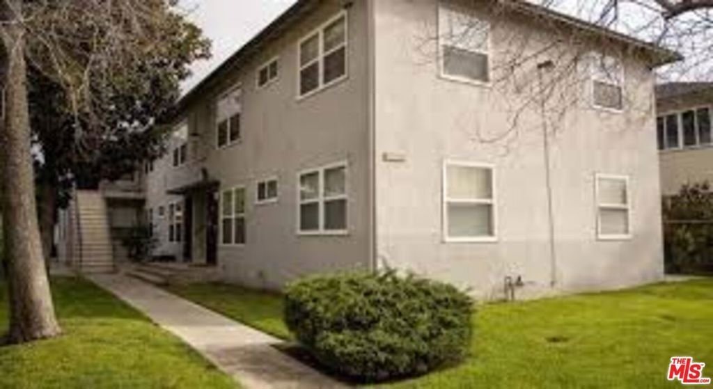 Los Angeles, California, United States 1 - 18058439