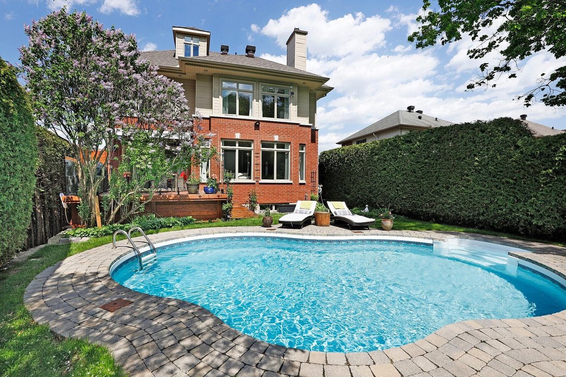 House in Gatineau, Quebec, Canada 2 - 17342609