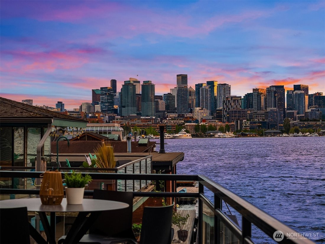 House in Seattle, Washington, United States 5 - 18058639