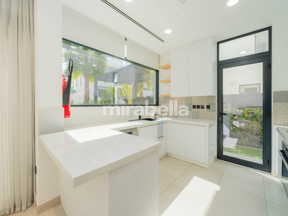 Townhouse in Jumeirah, Dubai, United Arab Emirates 5 - 18055259