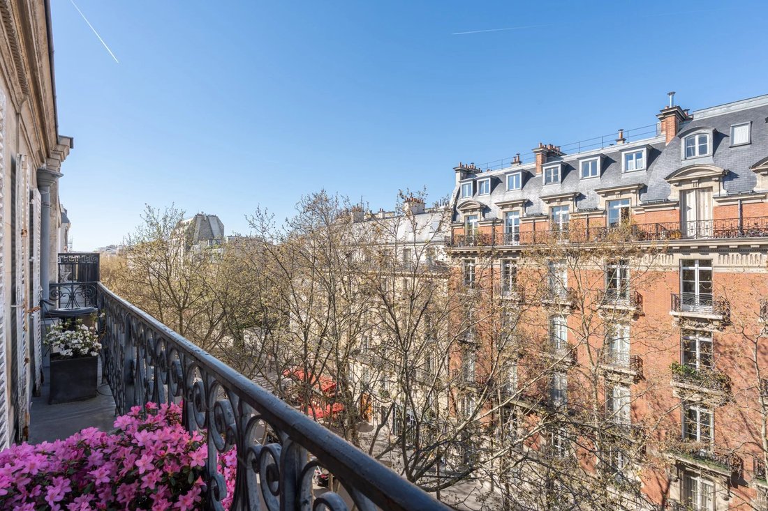 Apartment in Invalides, Paris 7e Arrondissement, Paris 1 - 18058600
