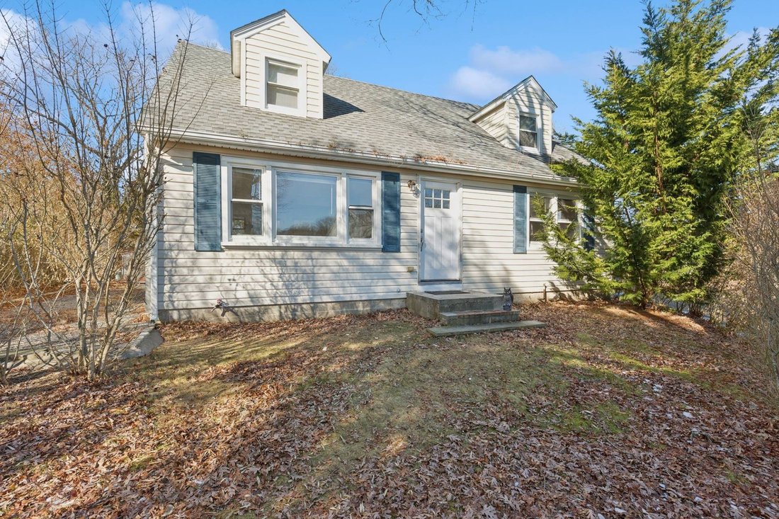 House in Hampton Bays, New York, United States 2 - 18057209