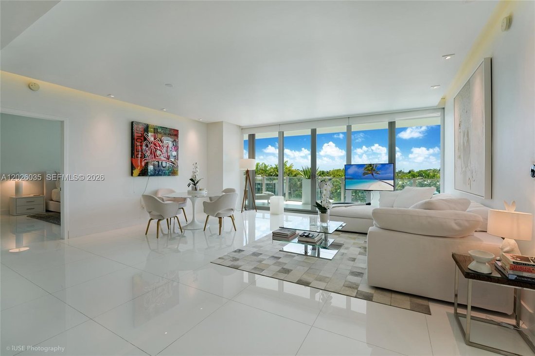 Condo in Key Biscayne, Florida, United States 2 - 18057942