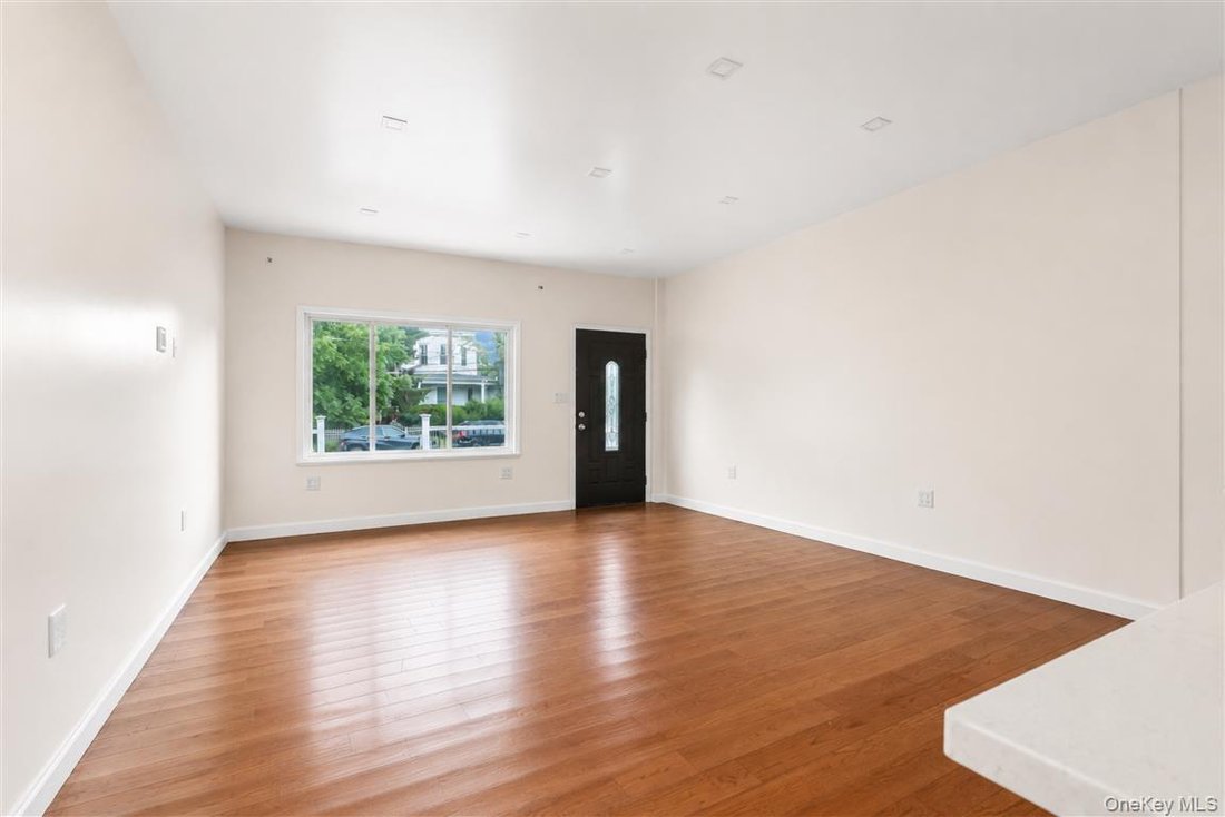 House in New York, New York, United States 5 - 18058369