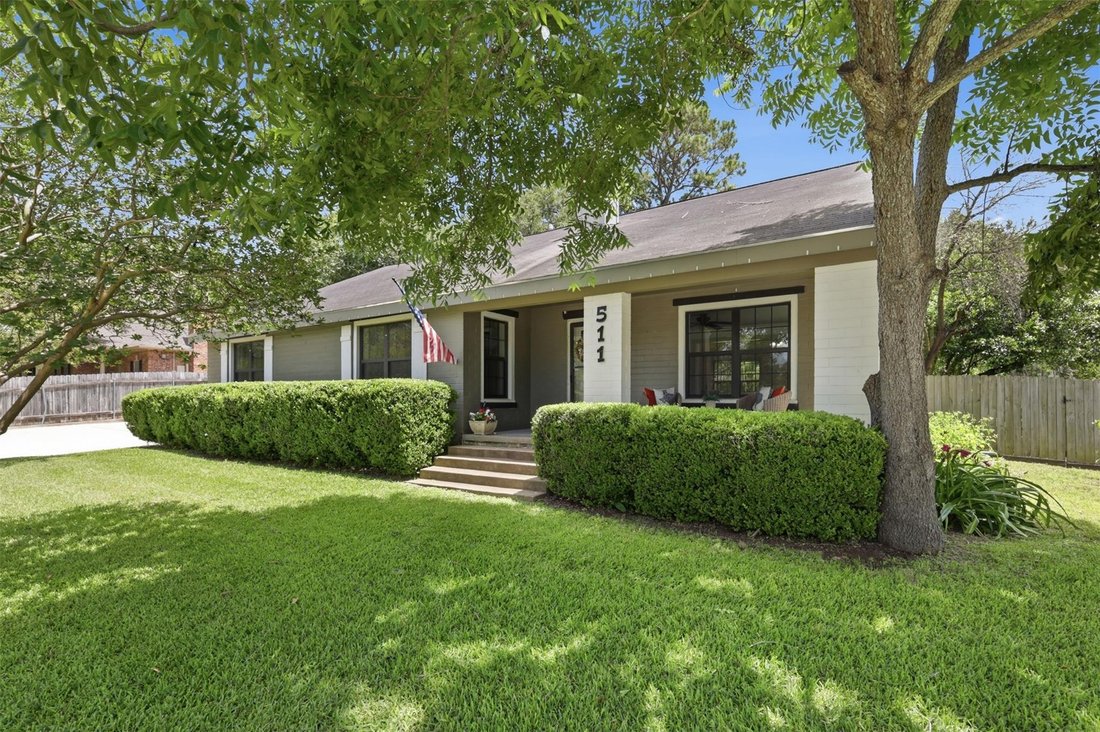House in Brenham, Texas, United States 1 - 18057279