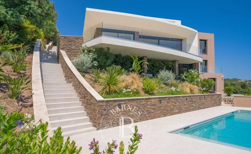 Villa in Le Dramont-Agay-Anthéor-Le Trayas, Saint-Raphaël, France 1