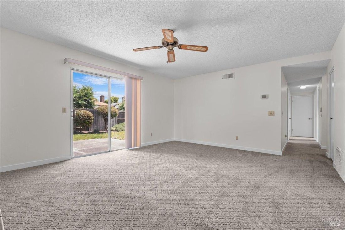 House in Petaluma, California, United States 5 - 18054664