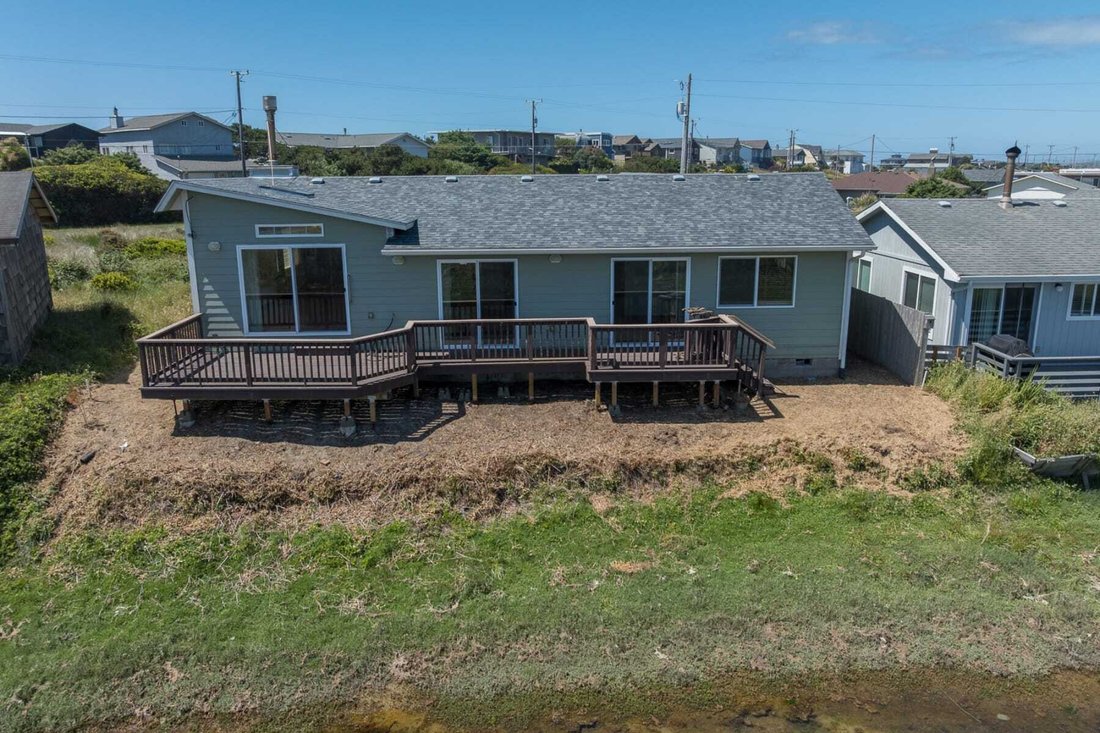 House in Waldport, Oregon, United States 4 - 18056473