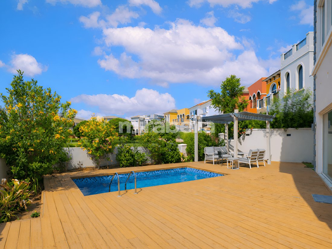 Villa in Jumeirah Golf Estates, Dubai, United Arab Emirates 4 - 18055273