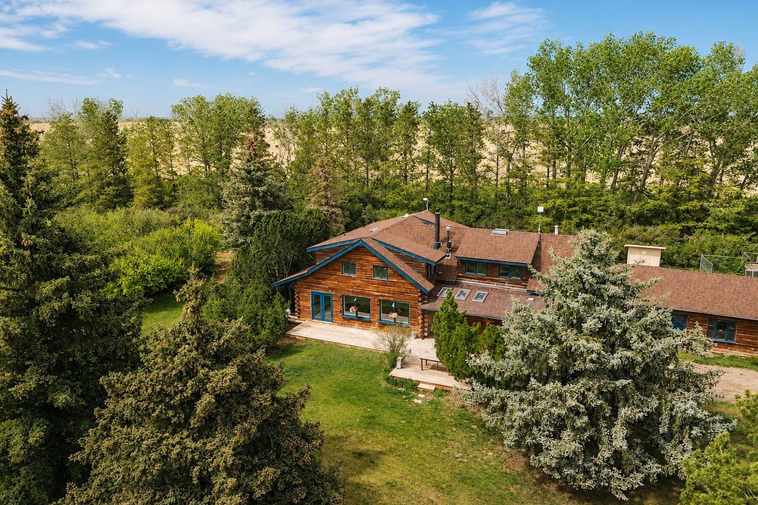 House in Keoma, Alberta, Canada 1 - 18055648