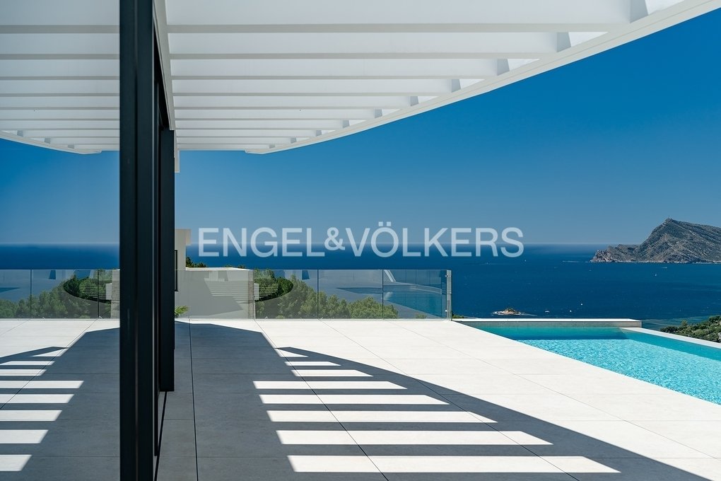 Villa in Zona de Mascarat, Valencian Community, Spain 5 - 18054773