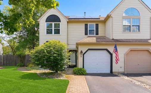 House in Freehold Township, New Jersey, United States 1